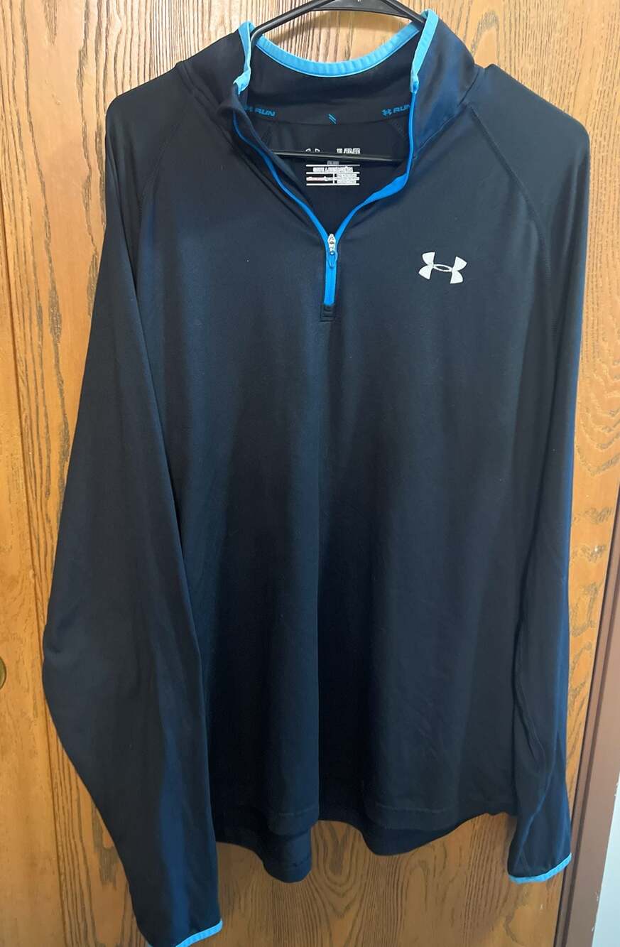 Under Armour Men's AllSeasonGear 1/4 Zip Performance Pullover
